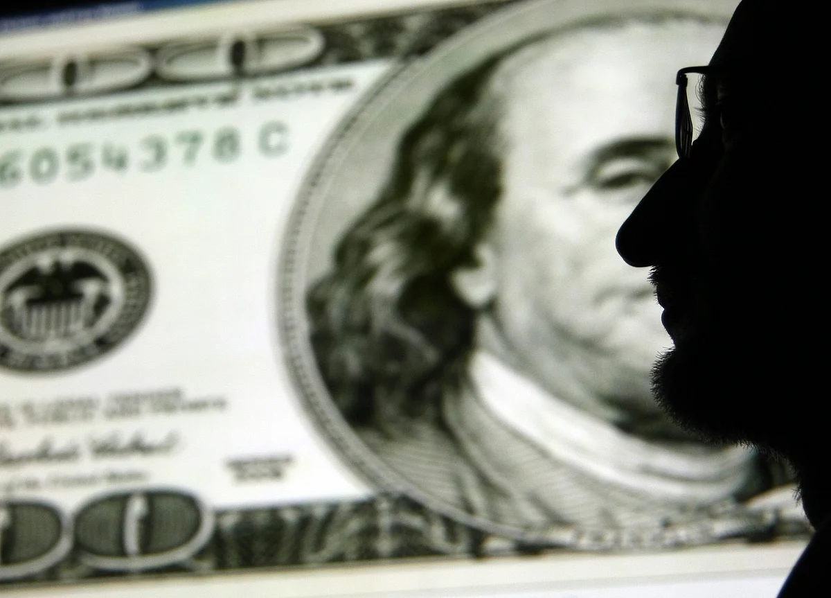 U.S. Long-Bond Yield Nears All-Time Low as Global Anxiety Grows