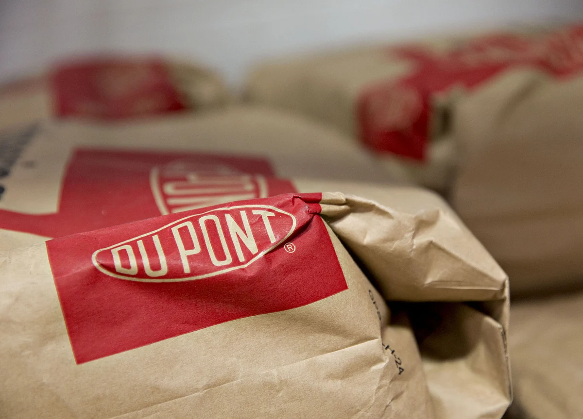 DuPont Considers Sale of Biosciences Unit That Could Fetch $20 Billion