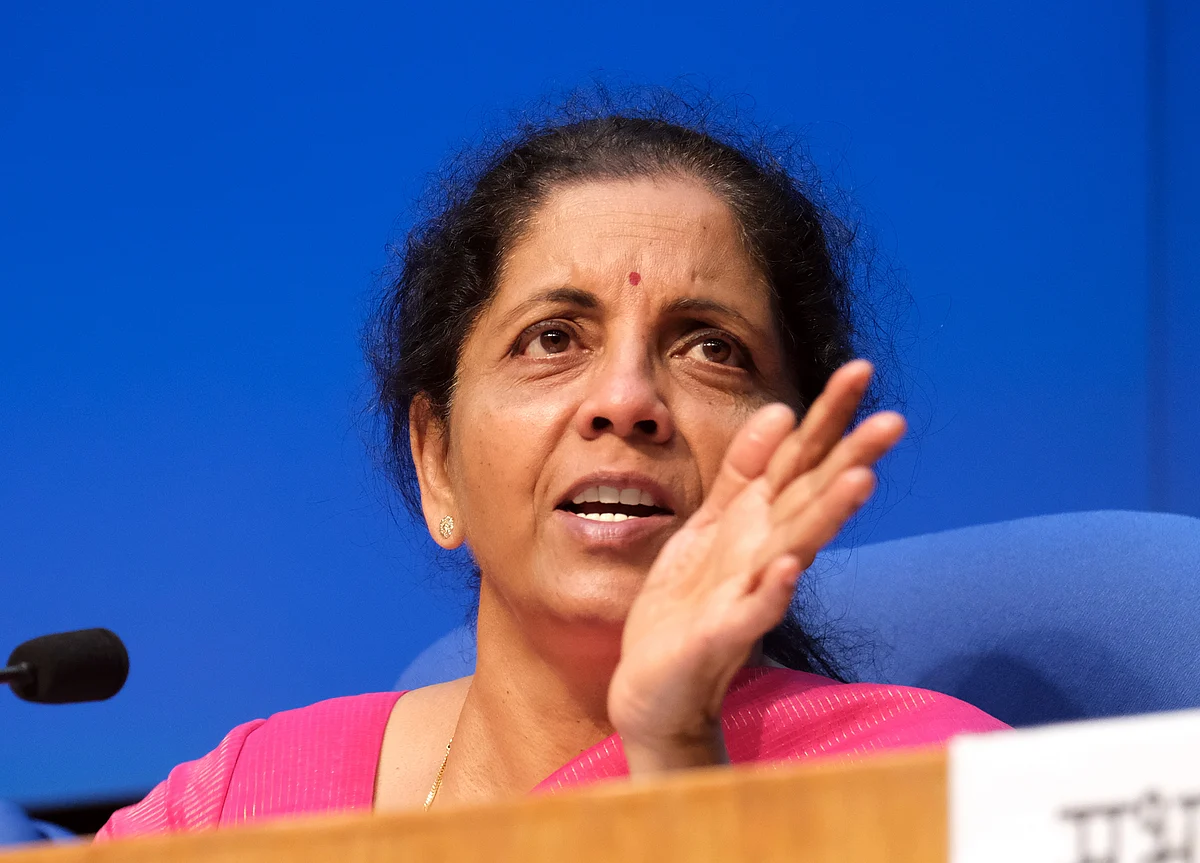 Nirmala Sitharaman Meets Realtors, Homebuyers; Assures Steps To Boost Liquidity, Demand