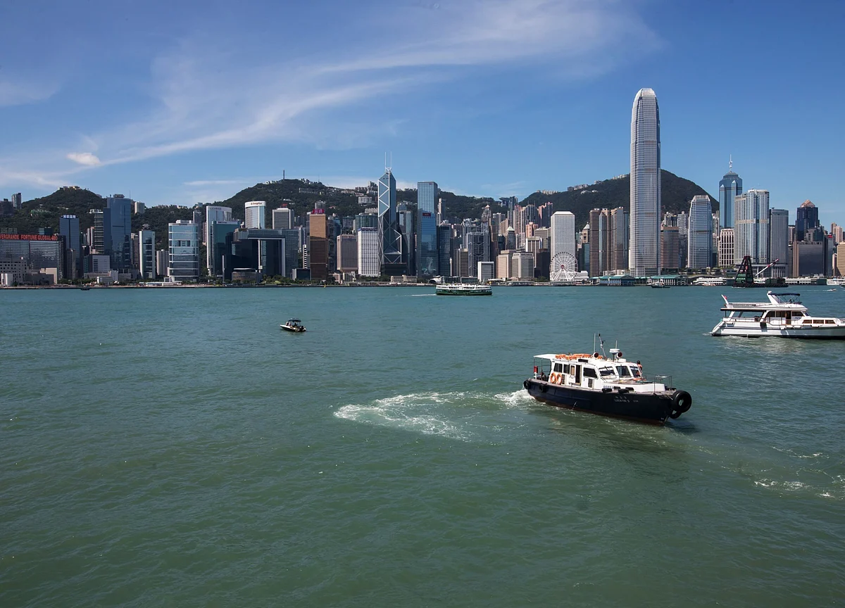 Turmoil in Hong Kong’s Streets and Markets Keeps Investors Worried