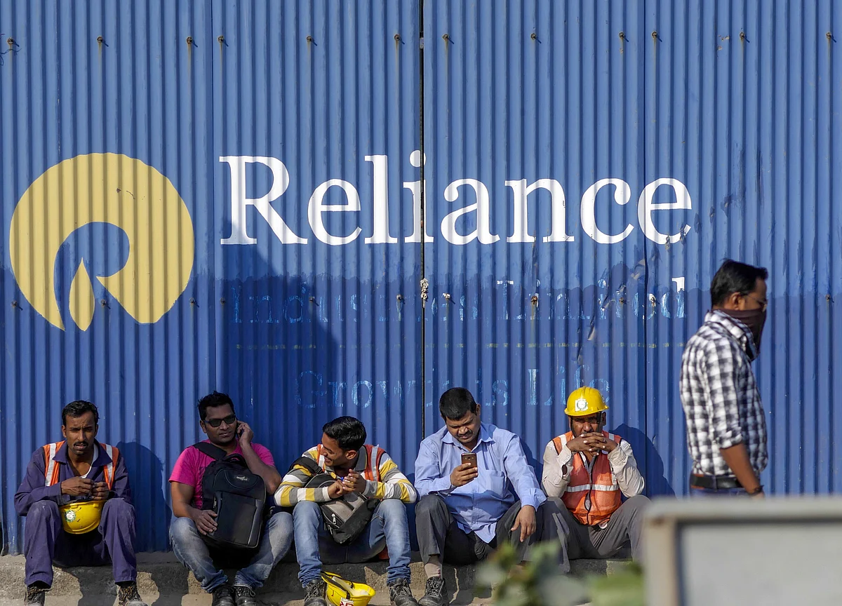 Reliance Industries’ Partnership With Saudi Aramco Not A Retreat From Energy Business: Bernstein Report