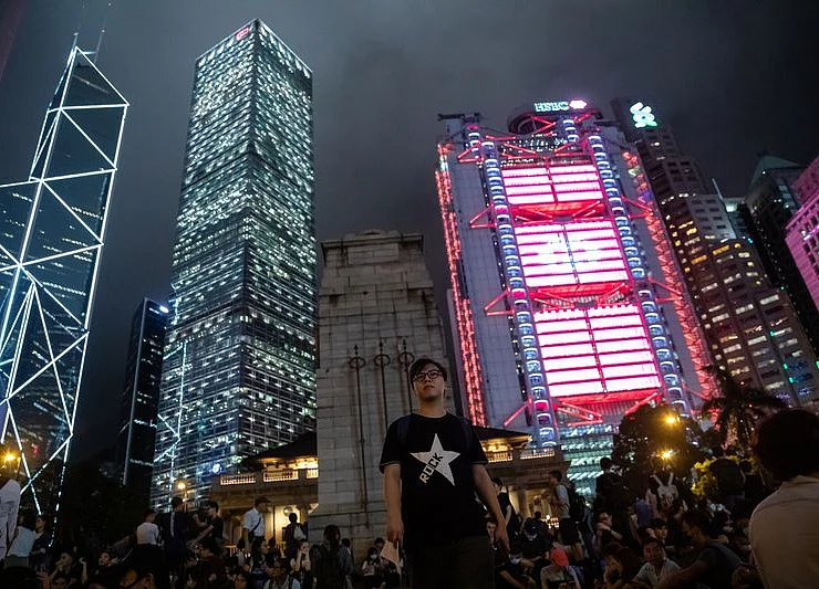 Investors Are Worrying About Hong Kong Banks as Protests Roll On