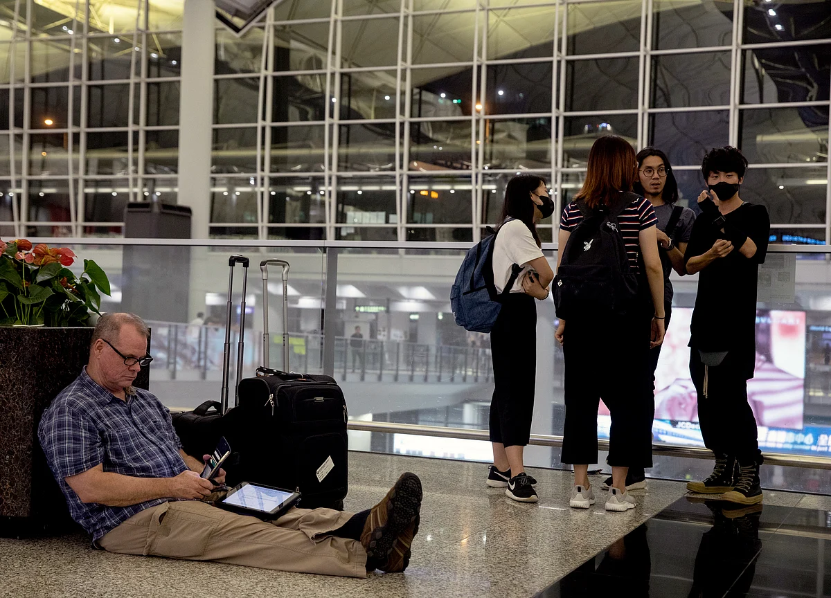 ‘Fangirls’ Defend China From Hong Kong Protesters and the World
