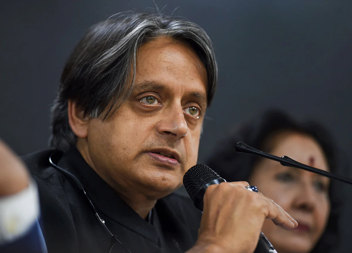 Sunanda Pushkar Death Case: Delhi Police Pushes For Prosecution Of Shashi Tharoor On Murder Charge