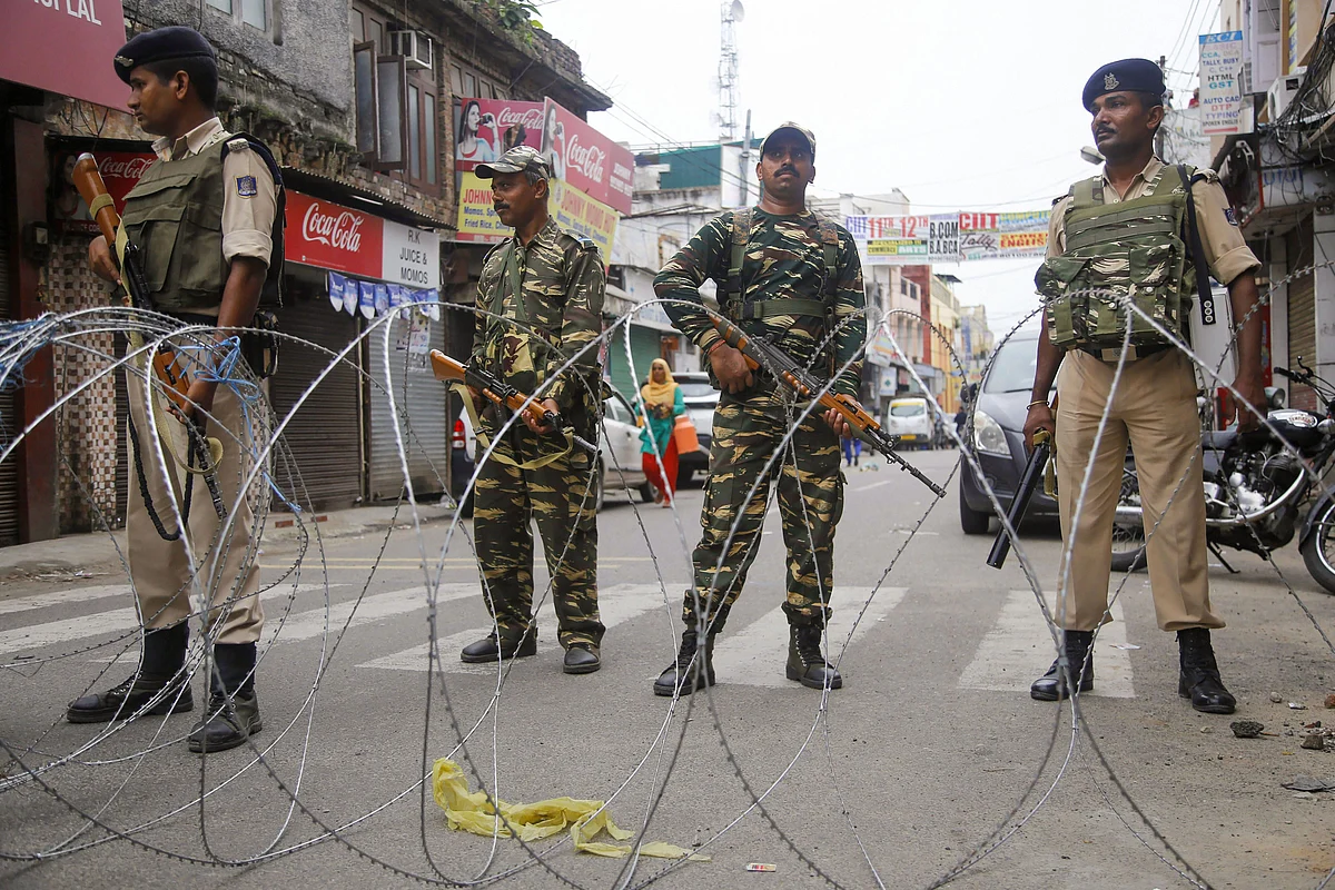 J&K, Ladakh To Become Separate Union Territories On Oct. 31