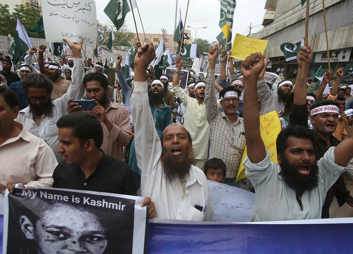 Pakistan Summons Indian Envoy Over Scrapping Article 370