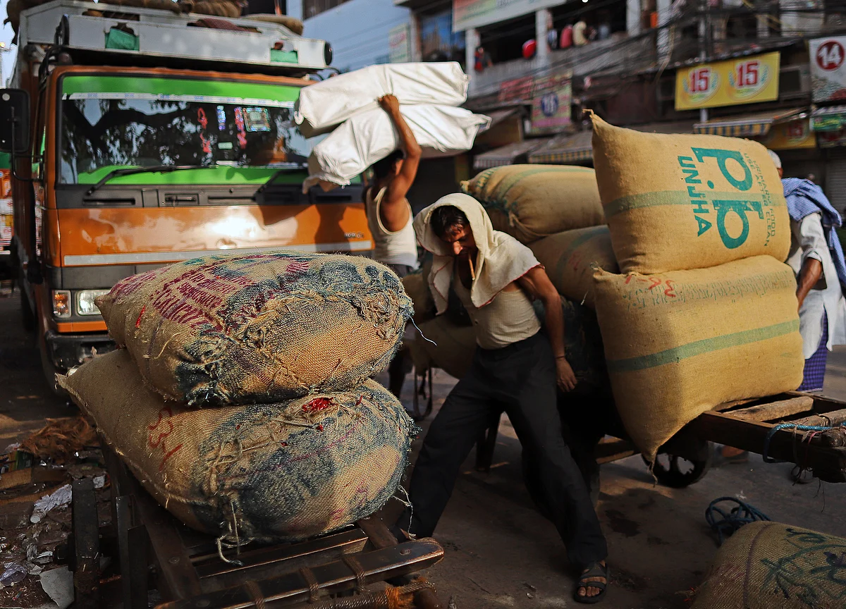 India Ratings Lowers GDP Gowth Forecast To 6.7% For FY20