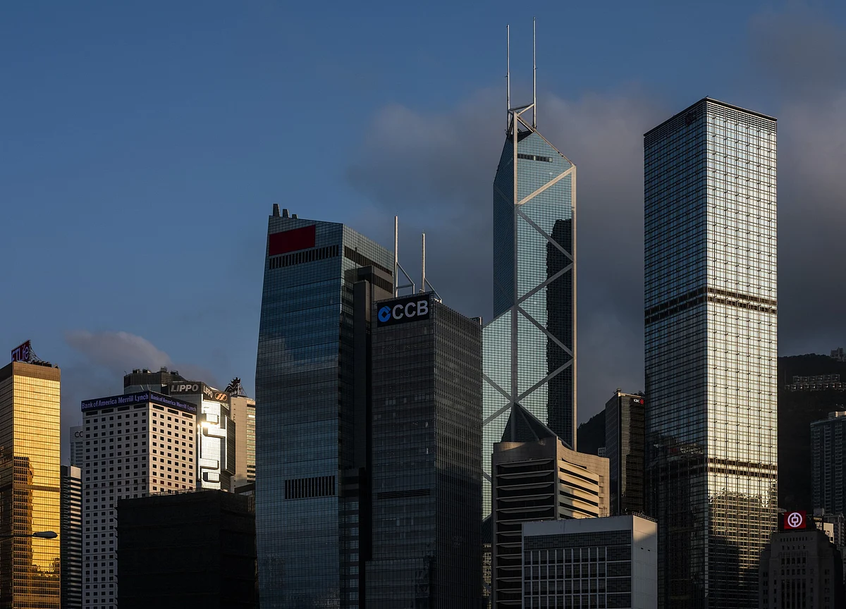Tax Haven Crackdown Catches Asia Hedge Funds in Its Crosshairs