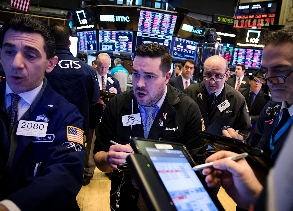 Brutal 48 Hours for Stock Traders Caught in the Trump-Powell Squeeze