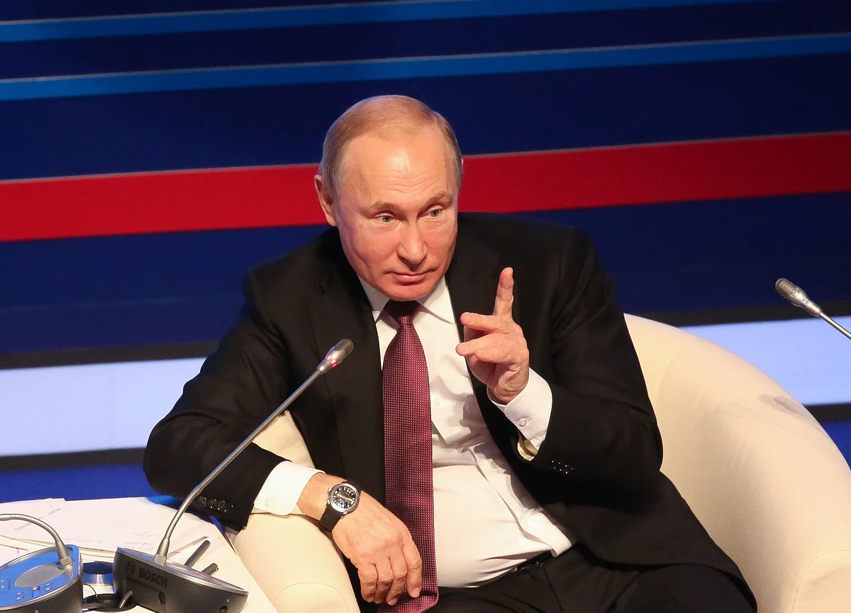Putin’s Pledge to Ditch the Dollar Is Slowly Becoming a Reality