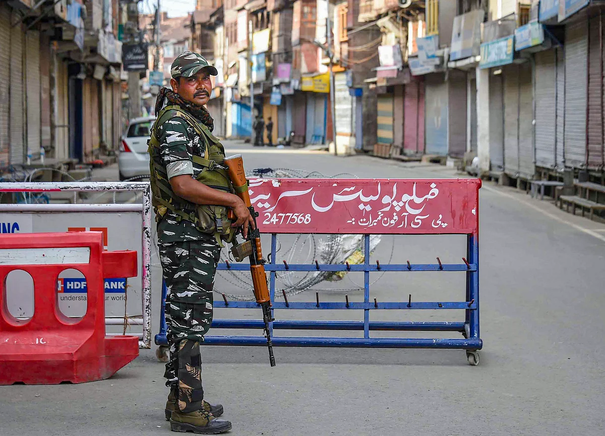 Supreme Court’s Constitution Bench To Hear Pleas Against Article 370 Abrogation