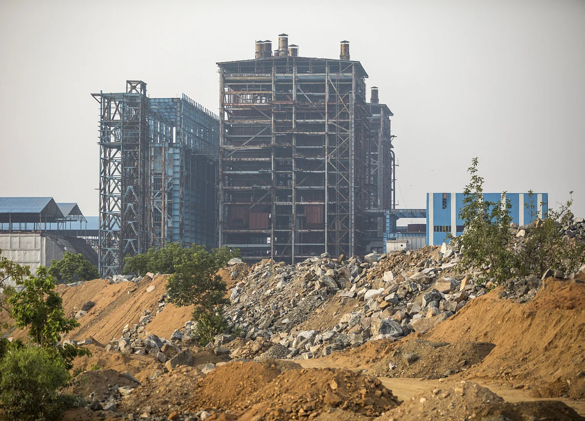 Worsening India Default Risks Are Putting Focus on Stimulus
