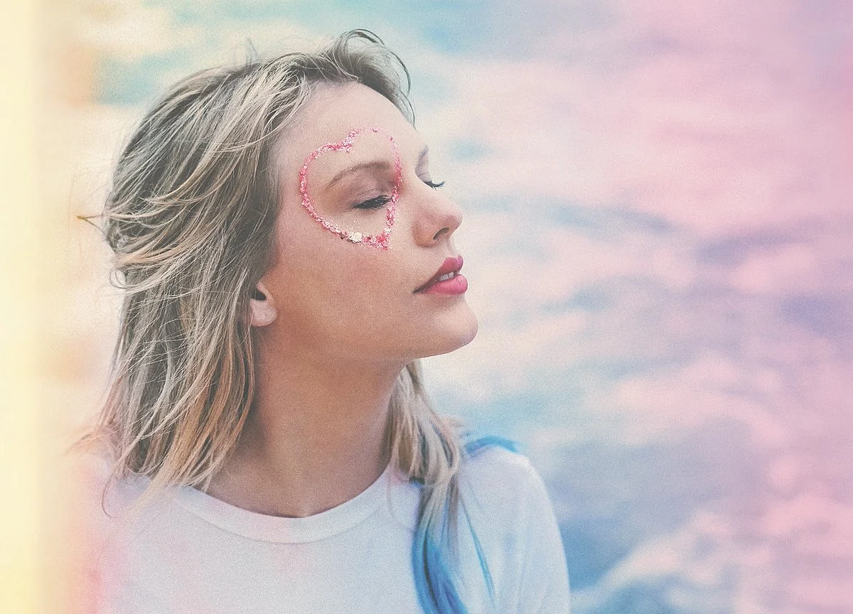 Taylor Swift Can’t Shake Off Copyright Suit Over Her 2014 Hit