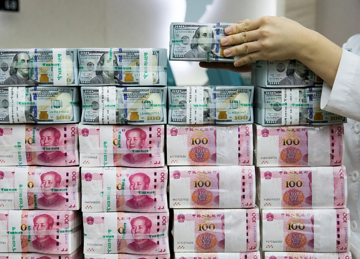 U.S. Labels China a Currency Manipulator, Escalating Trade War