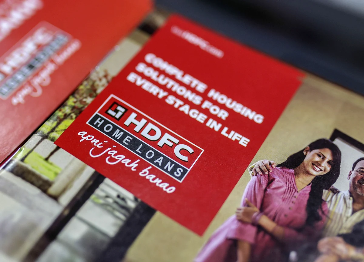 HDFC Raises Rs 10,000 Crore Equity Capital From QIP, Issues Warrants And Bonds