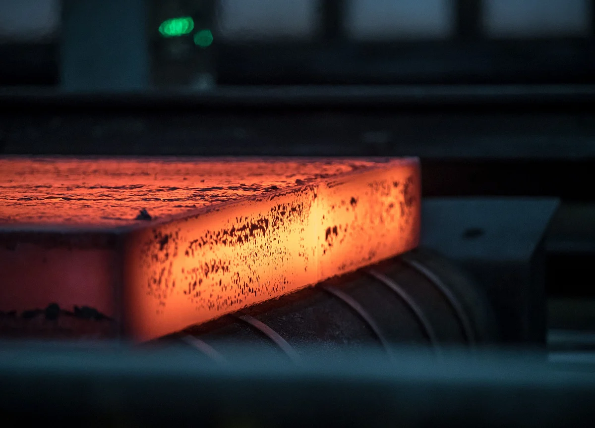 ArcelorMittal Warns on Steel Demand as Earnings Hit 3-Year Low