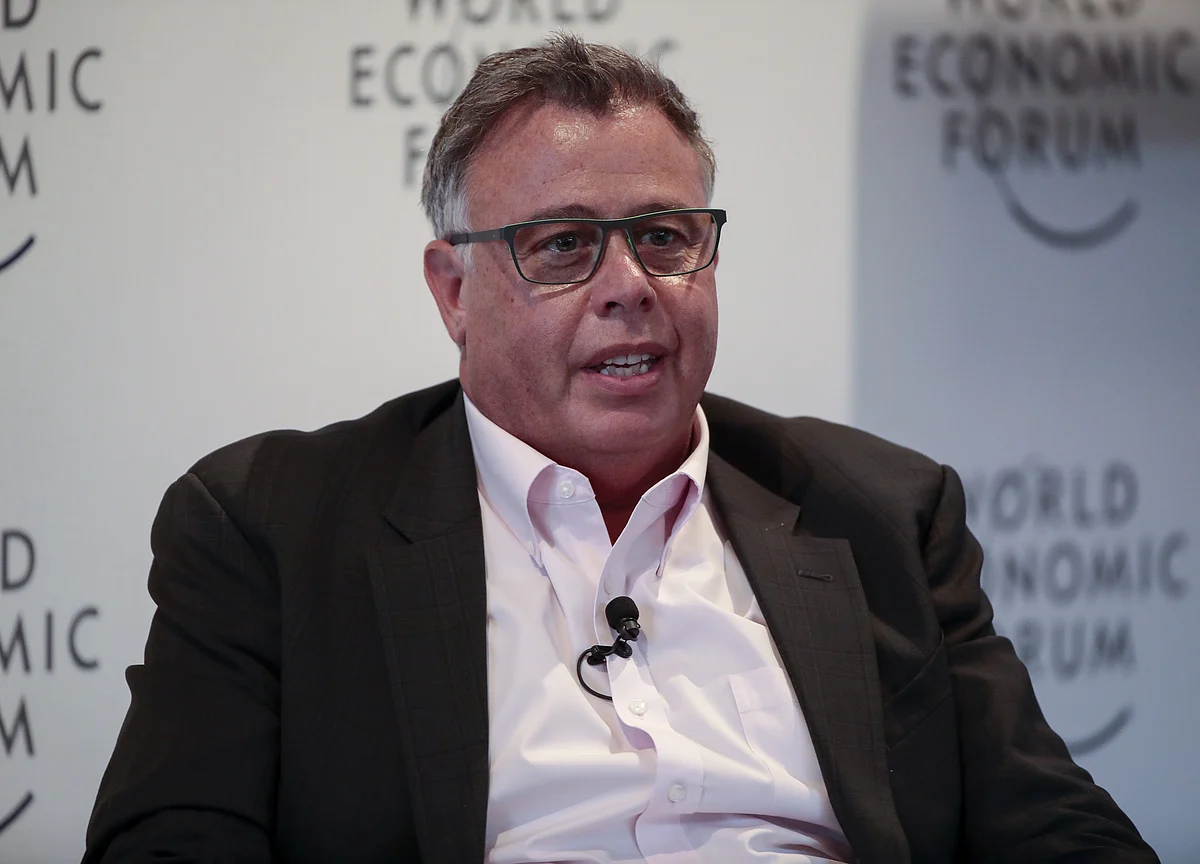 HP CEO Weisler to Be Replaced by Printing Chief Lores