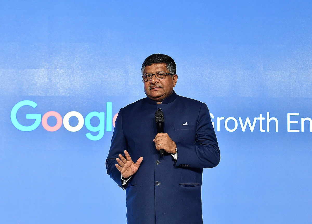 Ravi Shankar Prasad To Meet Leaders Of Electronics Industry On Aug. 19