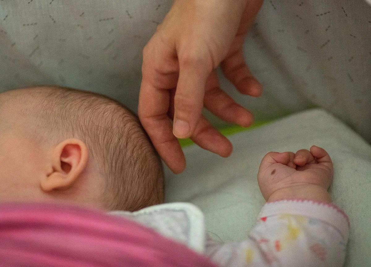 Almost Final: Surrogacy Ban For Single Parents, Homosexuals, Live-In Couples