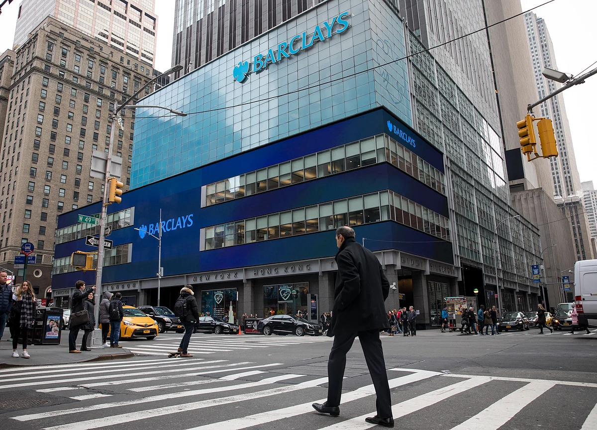 Barclays Forecasts Three More Fed Rate Cuts as Europe Slows