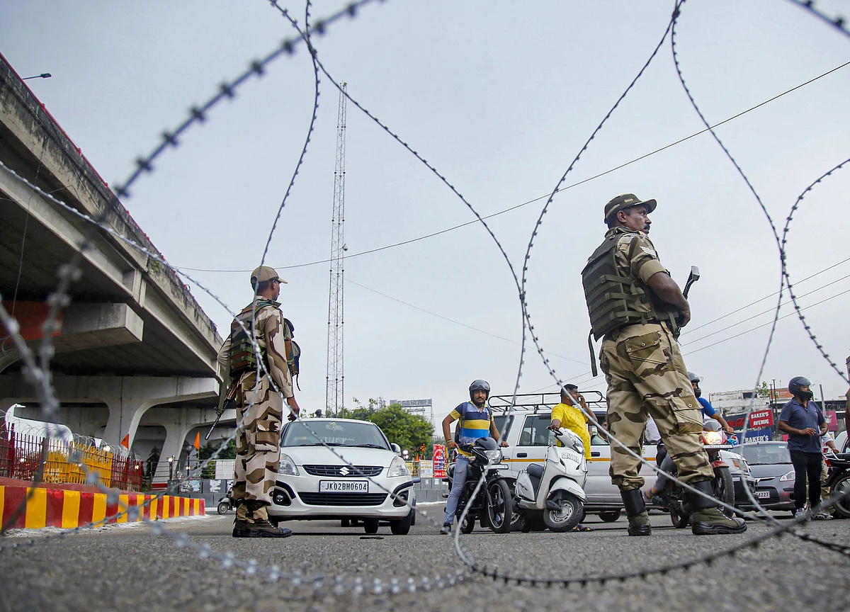 After Shutting Internet For Five Months, J&K Government Grants Access To Select Websites