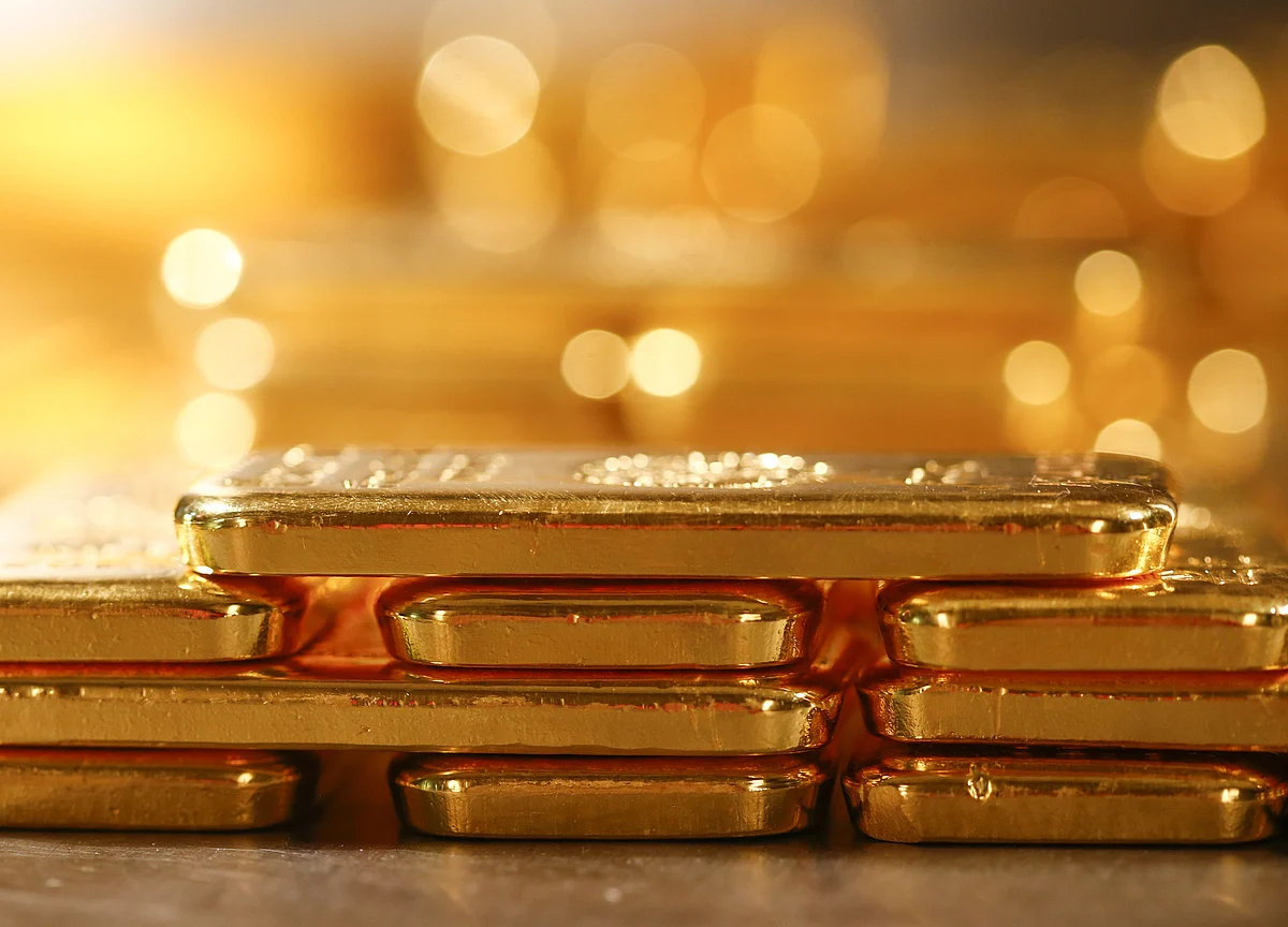 America’s Wealth Hinges on Its Ability to Borrow Big – or Else