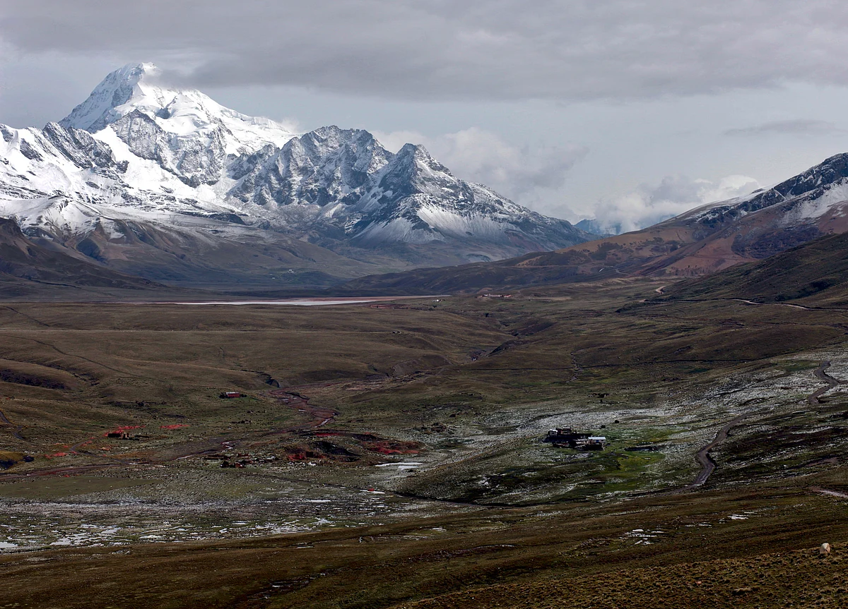 South America’s Glaciers May Have a Bigger Problem Than Climate Change