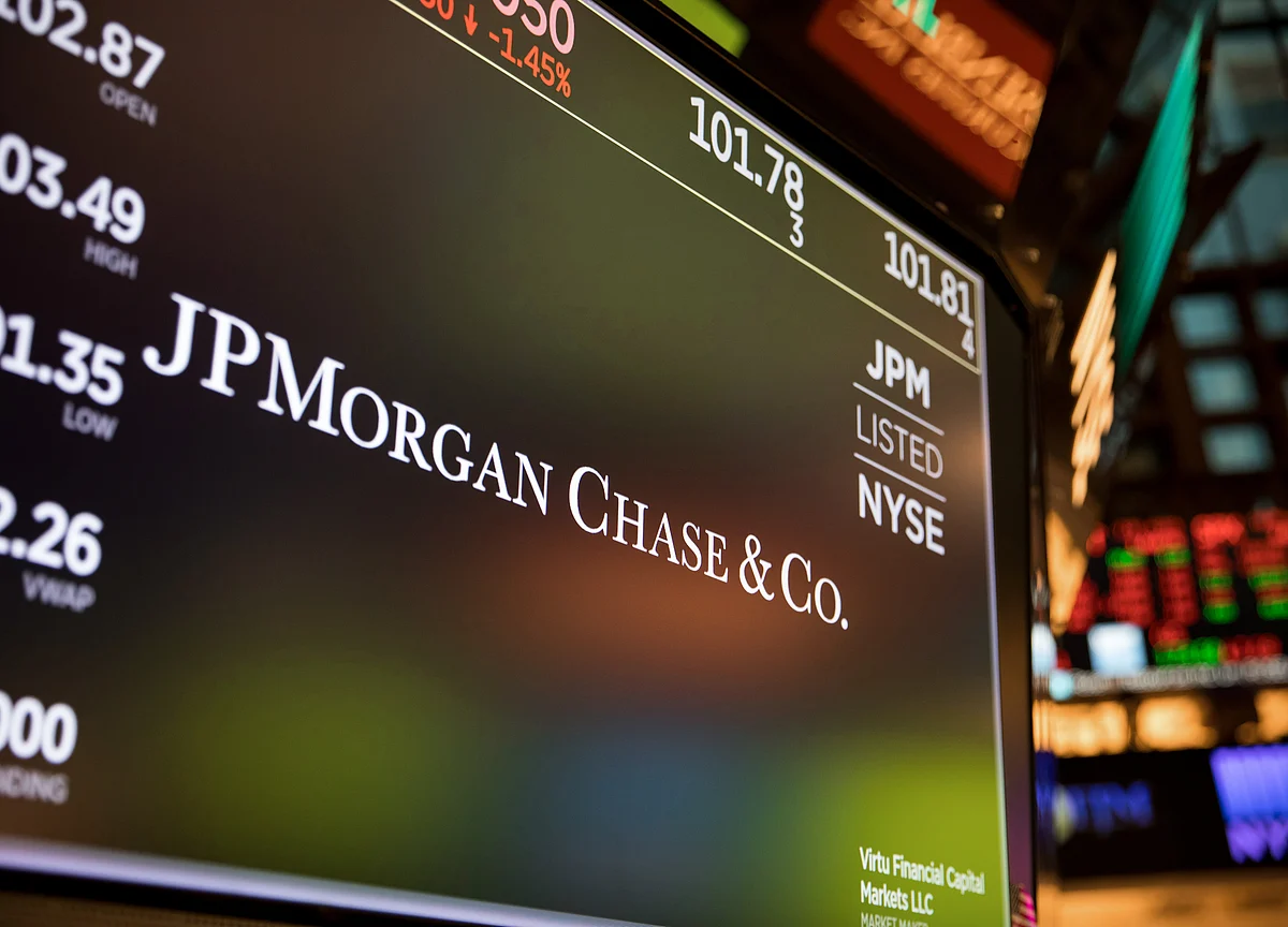 As Americans Stick With Cards, JPMorgan Drops Its Chase Pay App