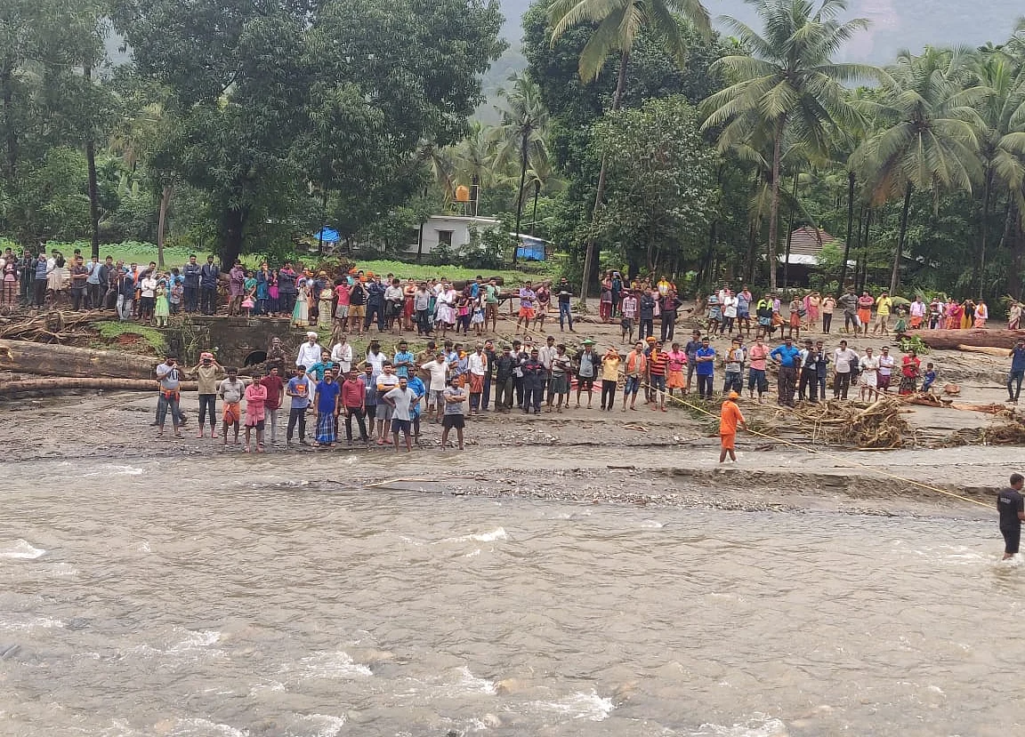 Deve Gowda Urges PM Modi To Release Rs 5,000 Crore As Interim Flood Relief For Karnataka