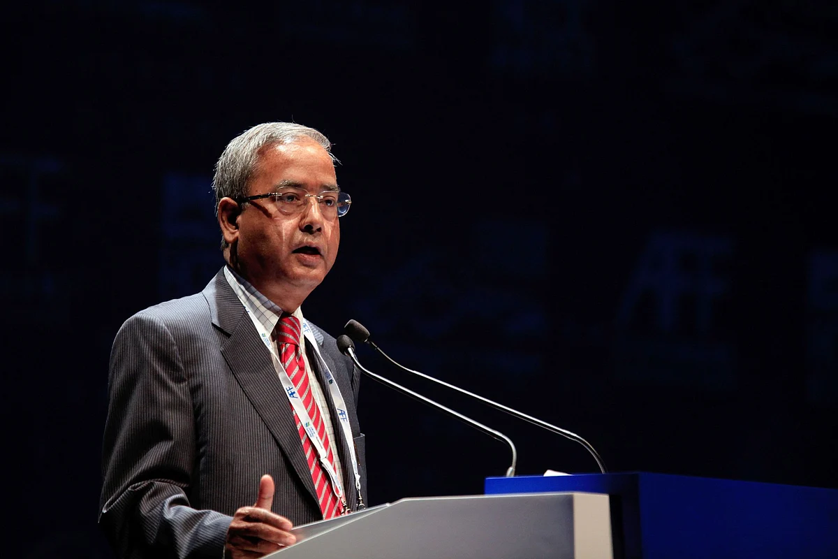 Max Healthcare Revamps Board, Brings In Former SEBI Chairman UK Sinha As Independent Director