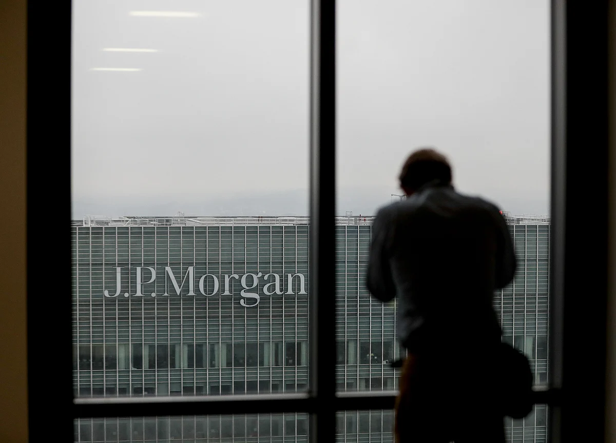 JPMorgan Says Stocks Can Reach New Highs Despite Yield Inversion