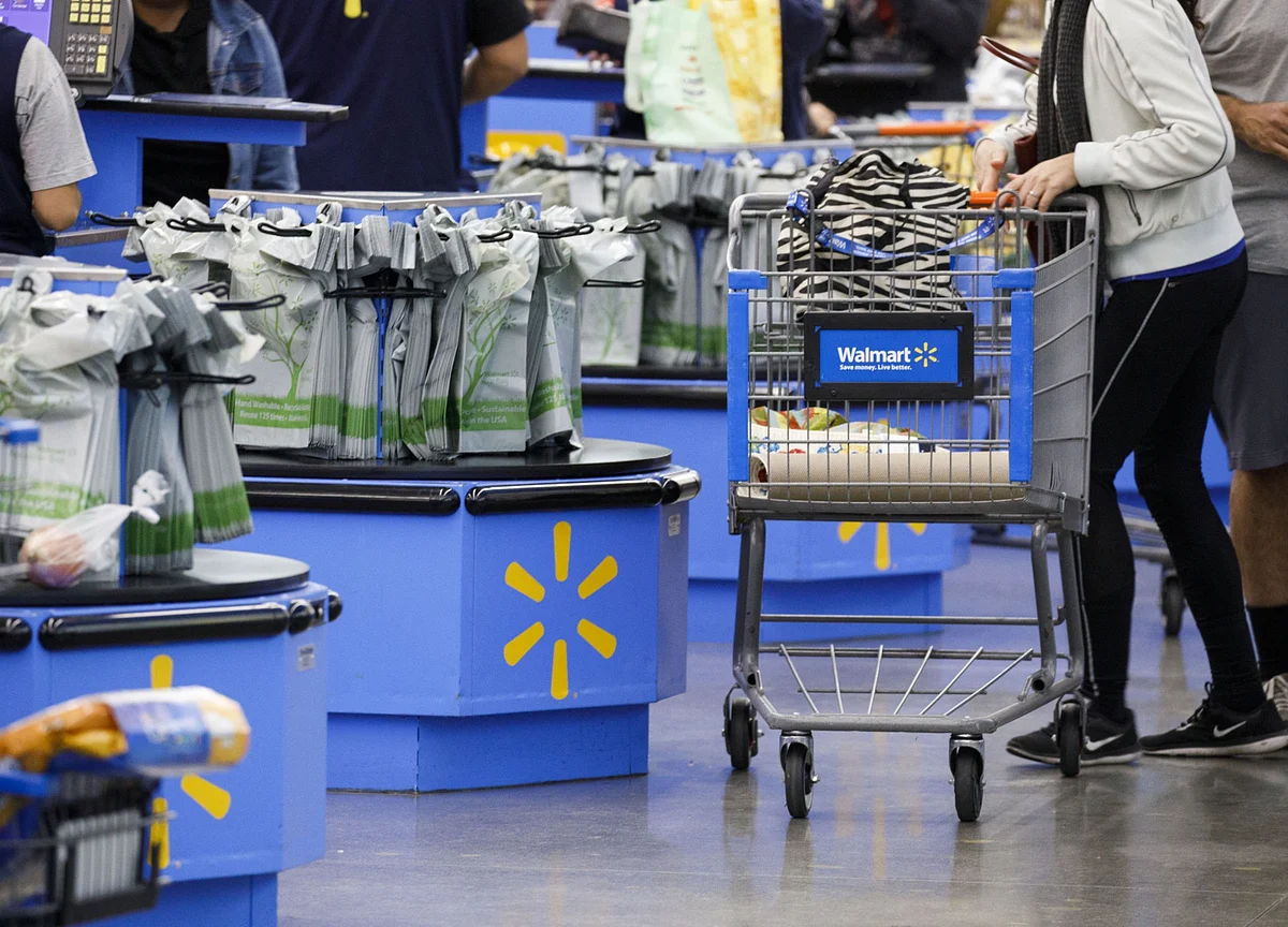 Walmart’s Crypto Coin May Face Less Heat Than Libra, Cowen Says
