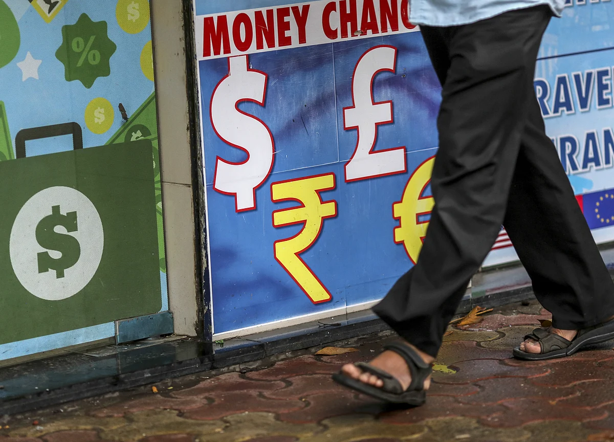 Modi Says Ample Global Money Chance to Access Funds Cheaper: ET