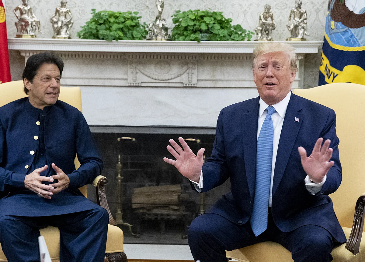Donald Trump Asks Imran Khan To Resolve Tensions With India Bilaterally