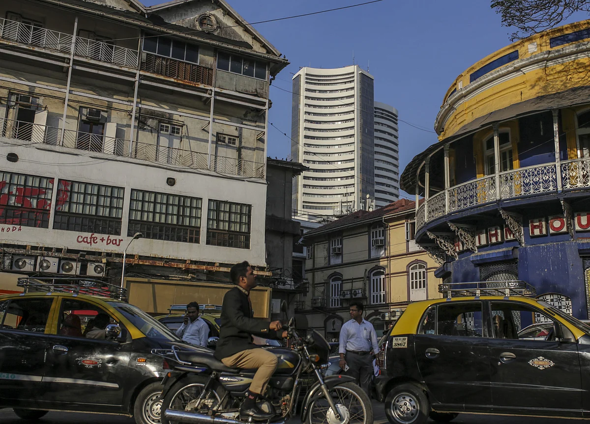 Weekly Wrap: MPC Holds Rate; Business Activity Improves, Metal Stocks Rally