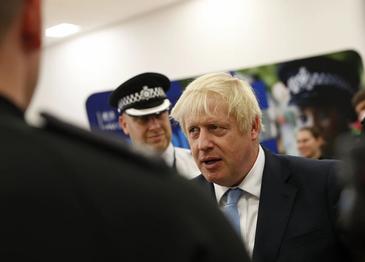 Britain’s Steve Bannon Is Tearing Boris Johnson’s Tories Apart