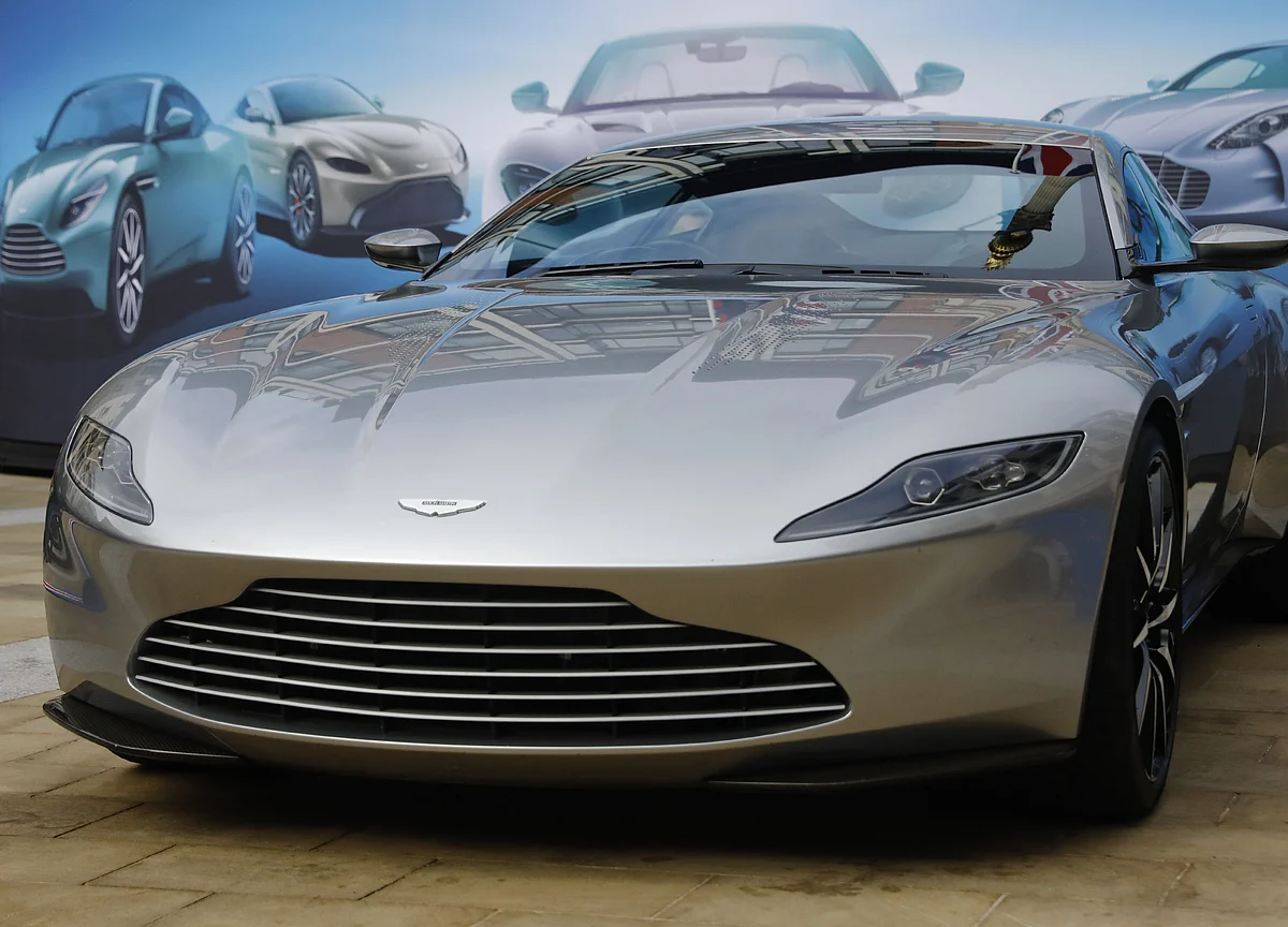 Aston Martin May Need to Sell New SUVs at a Discount, Analyst Says