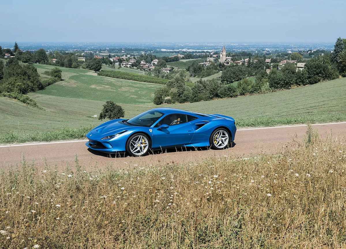 The Most Beautiful Ferrari in a Decade Pays Tribute to Racecars Past