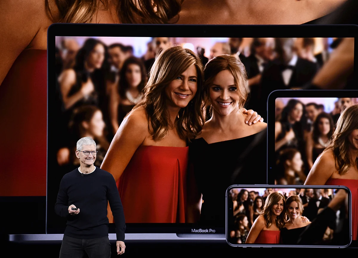 Streaming-TV Bills Stack Up With Disney, Apple, Netflix