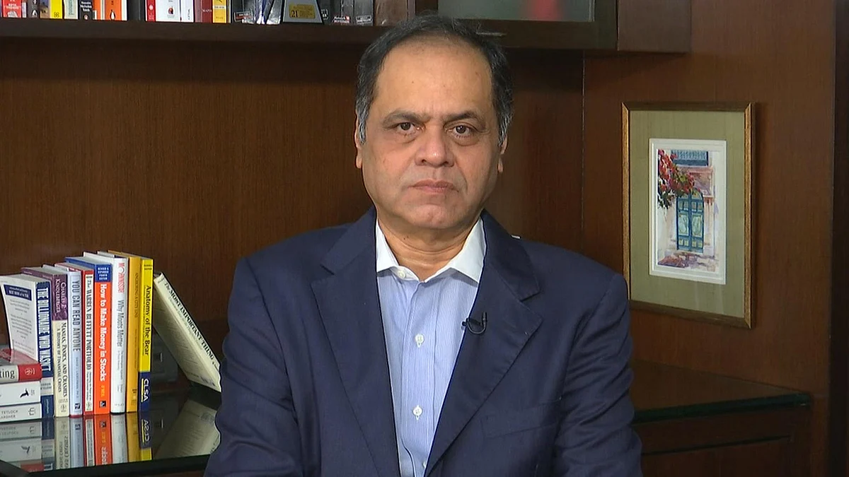 From Charles Lindbergh To Lee Kuan Yew: A Look At Ramesh Damani’s Reading List