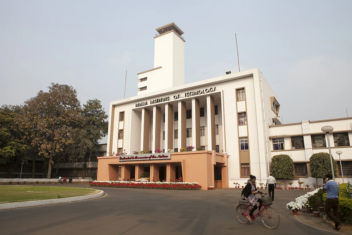 The Indian Institute of Technology in Kharagpur is one of the top technical institutes in the country. (Photographer: Sumit Dayal/Bloomberg)
