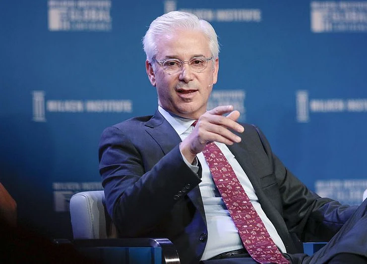 Wells Fargo Names BNY Mellon’s Charles Scharf CEO to Lead Turnaround
