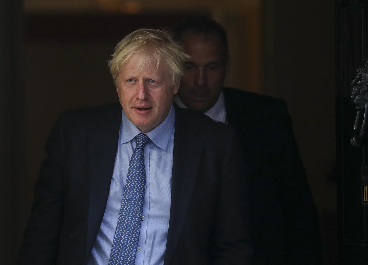 Johnson Boxed In Over Brexit as Bill Is Pushed Through Lords