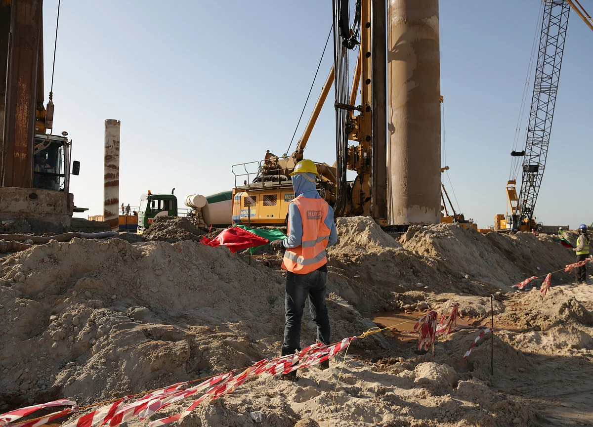 Saudis Keep Oil Flowing as They Patch Up Wounded Industry