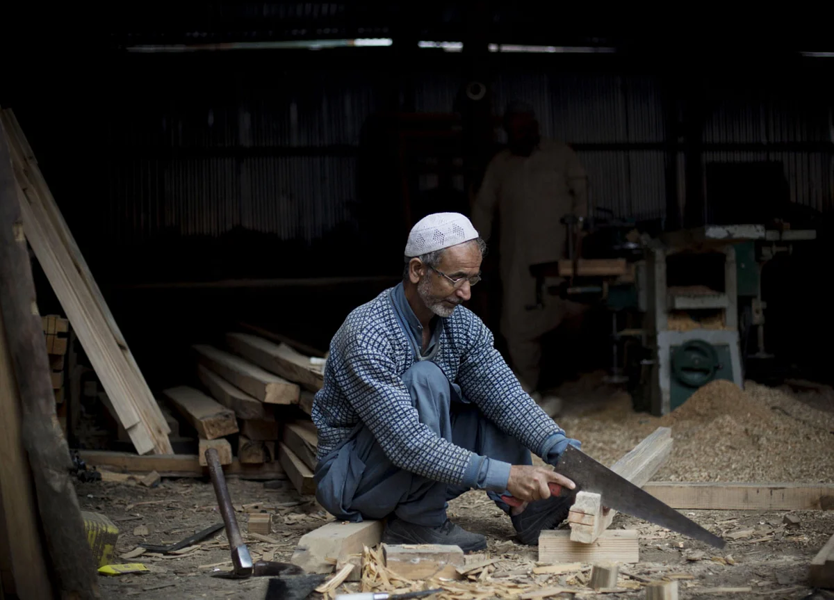 India PMI: Services Sector Slows In August Even As Business Sentiment Rebounds