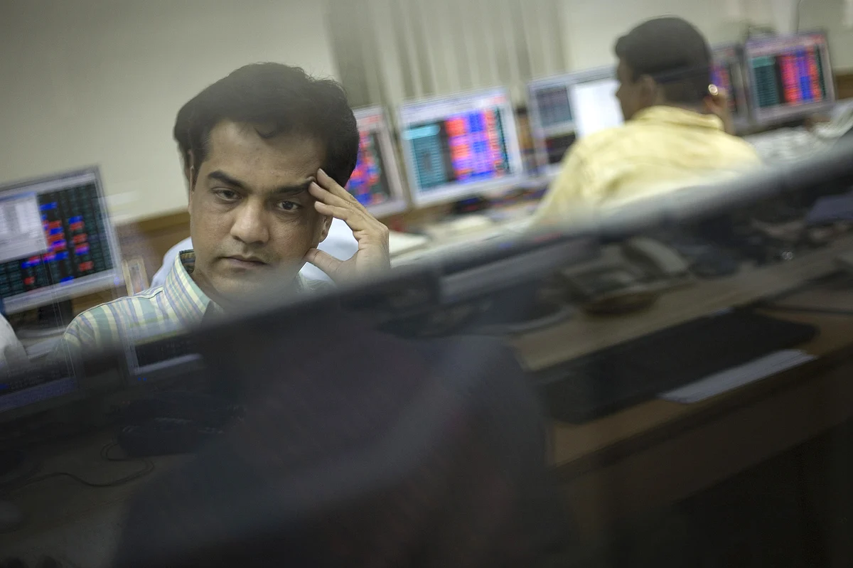 Stocks Radar: Airtel, Apollo Hospitals, Reliance Capital, SREI Infrastructure, Sudarshan Chemicals