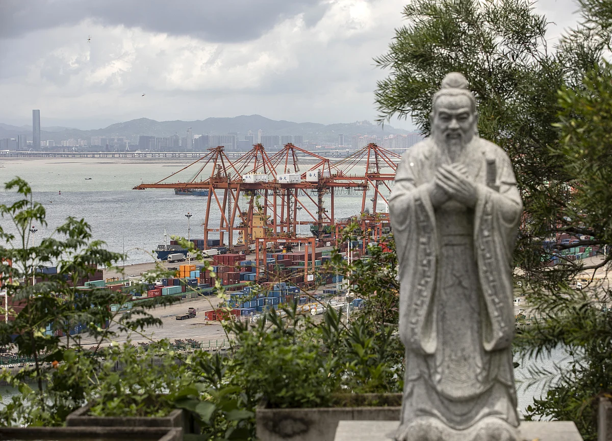 Trump Heaps More Tariffs on China, Still No Deal in Sight