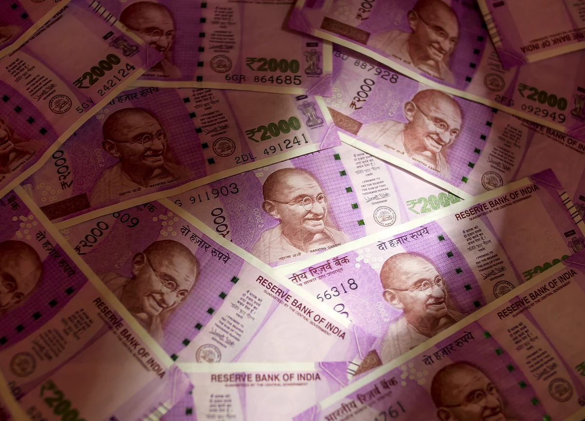Rupee Ends At 9-Month Low Of 72.39 On Weak Macro Data, Strong Dollar