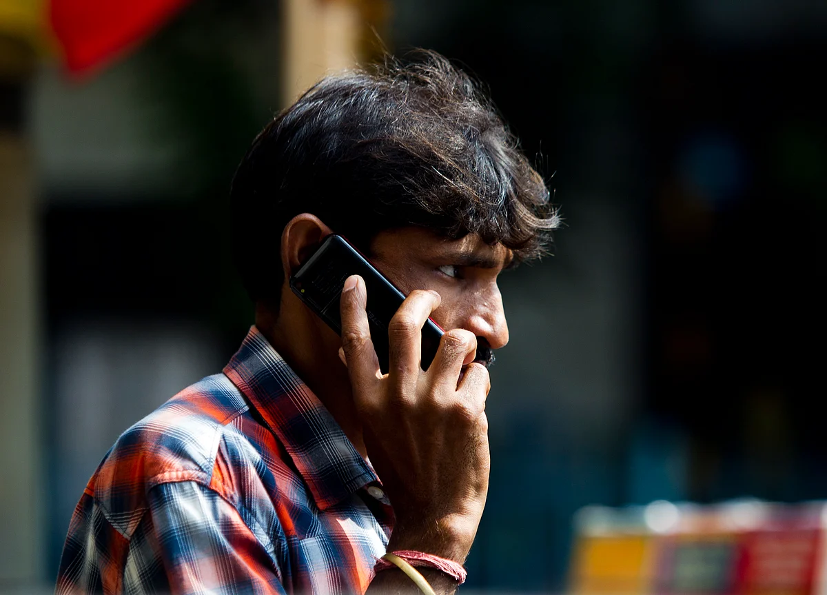 TRAI Invites Public Comments To Review Mobile Call Termination Rate Deadline