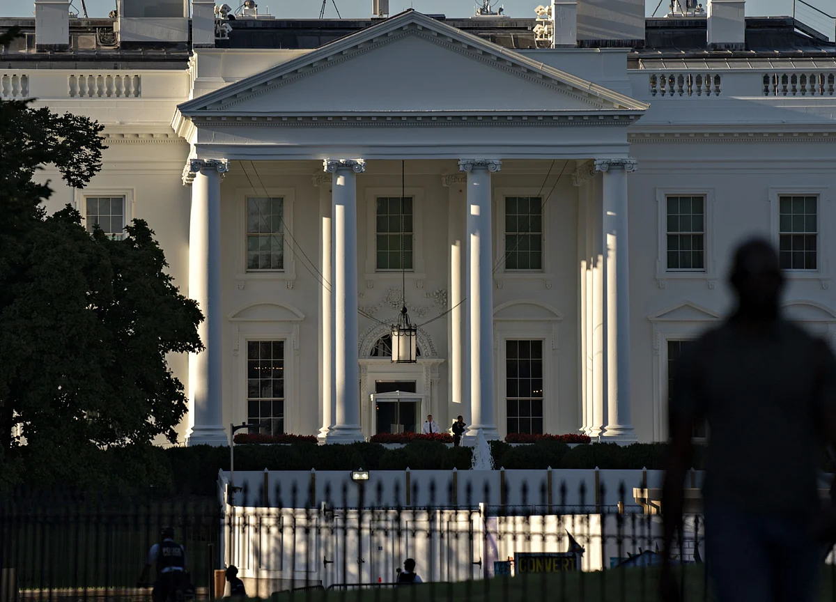 Whistle-Blower Says White House Sought to Lock Down Call Records